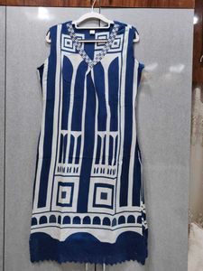 Stylish Blue &amp; White Ethnic Kurta