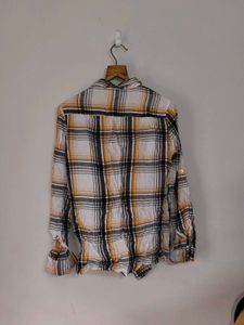 Chic Plaid Button-Up Shirt