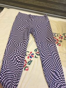 Trippy Checkered Leggings gym wear