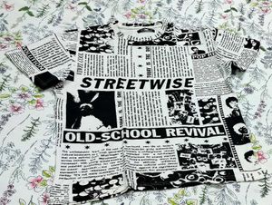 VINTAGE NEWSPAPER PRINT T-SHIRT