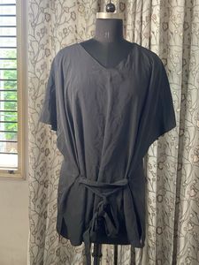 Elegant Black Tie-Waist Tunic Top