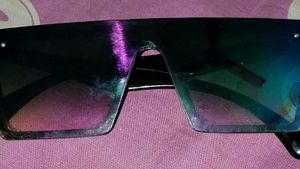 Stylish Blue Lens Sunglasses