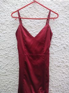 ✧⁠*⁠。Burgundy Satin Midi Dress