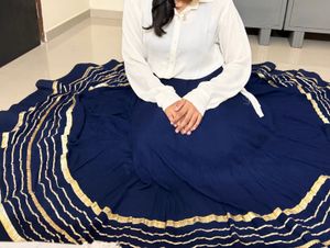 Elegant Navy Blue Lehenga Choli with Golden Border