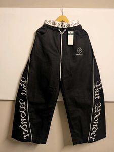 Wide Leg barrell fit streetwear denim with Gothic