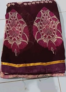 Luxurious Printed Saree With Unstitched Blouse