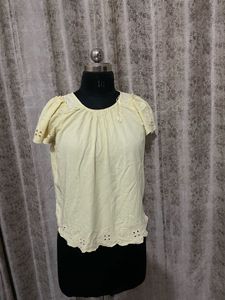 Cute Eyelet Detail Puff Sleeve Top