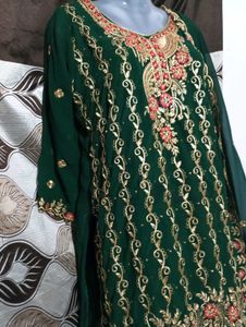 green kurti with duppatta and plazo