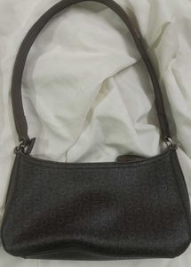 Vintage GUESS Monogram Baguette Shoulder Bag