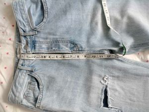Light Wash High Waisted Jeans