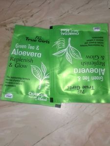 True Girls Green Tea & Aloevera Peel-off Mask