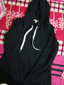 Clearence sale 🔴Black Hoodie with Drawstrings