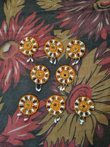 Embellished  orange round Appliques
