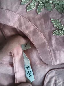 Elegant Pink Embroidered Kurti set with pant and d