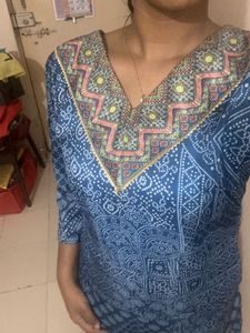 Blue Printed V-Neck Kurta