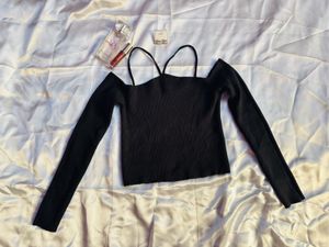 Chic Black Cold Shoulder Sweater