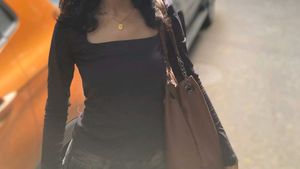 Black Long Sleeve Square Neck Top