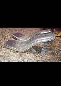 SILVER TRANSPARENT HEELS