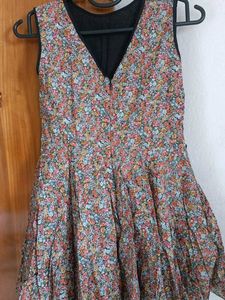 Floral Print Sleeveless Dress