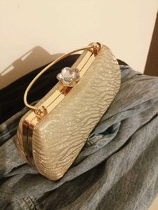 Sparkly silver Clutch Bag with Gem