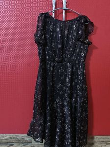 Chic Black Floral Print Dress
