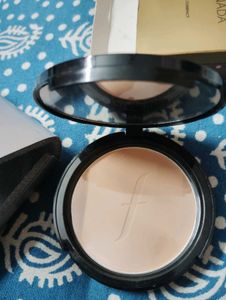 Faces Canada Compact Powder - Matte Finish