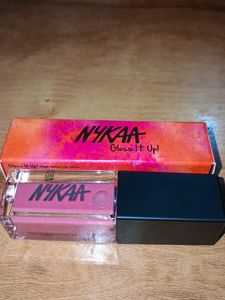 Nykaa Lip Gloss 02 sweet an