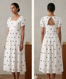 Chic White Midi Dress with Spade Print
