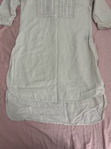 Elegant Pearl White Kurti