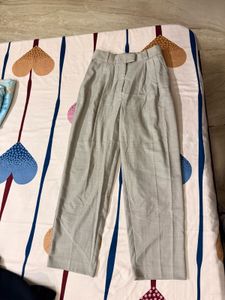 H&amp;M High-Waisted Pleated Cigarette Trousers