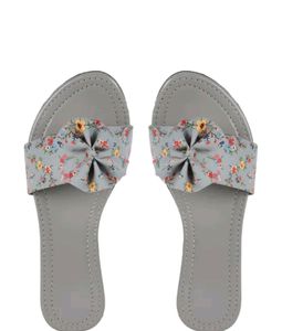 Stylish flat flipflop slipper 😍