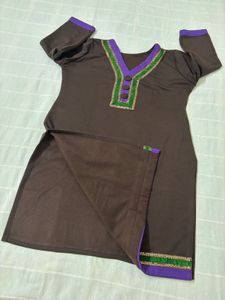 Woolen Kurta with Purple &amp; Green Embellishments