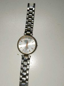 Elegant Silver Tone Women's Watch
