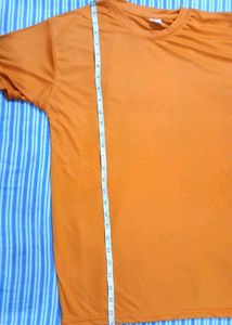 Men Solid Round Neck T shirt