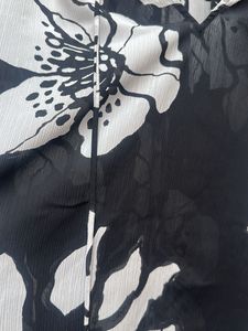 H&amp;M Black &amp; White Floral Blouse