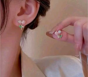 Cute Tulip Flower Dangle Earrings