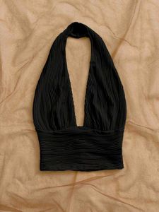 17216. Black Halter Neck Plisse Crop Top