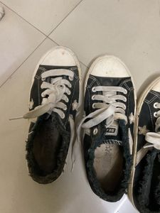 combo of 2 converse shoes