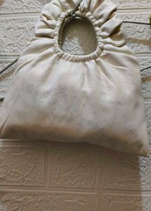 Stylish Cream Ruched Handbag