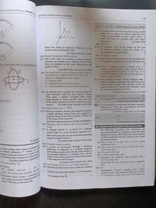 Oswaal CBSE Class 12 Physics Question Bank