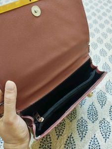 Stylish Quilted Crossbody Bag