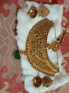 Gold-Toned Indian Jewelry Set