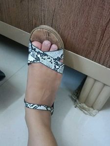 Stylish Snake Print Platform Sandals
