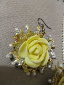 Handmade Yellow Rose &amp; Pearl Jewellery Set