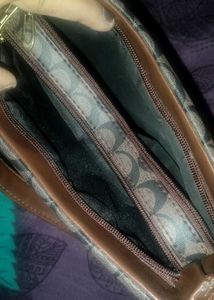 Stylish Shoulder Bag with Buckle Detail
