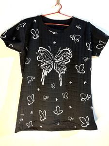 🖤🖤 Butterfly Graphic Tee🖤🖤