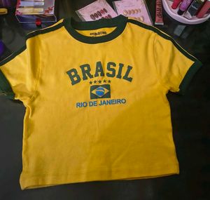 Retro Brasil Graphic Crop Top