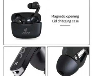 Earbuds (Beat Master's Original) Totally New