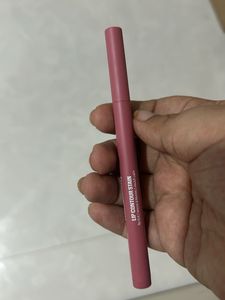 Huda Beauty Lip Contour Stain