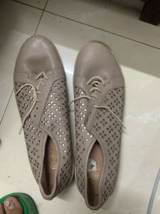 Stylish Women's Perforated Lace-Up Shoes